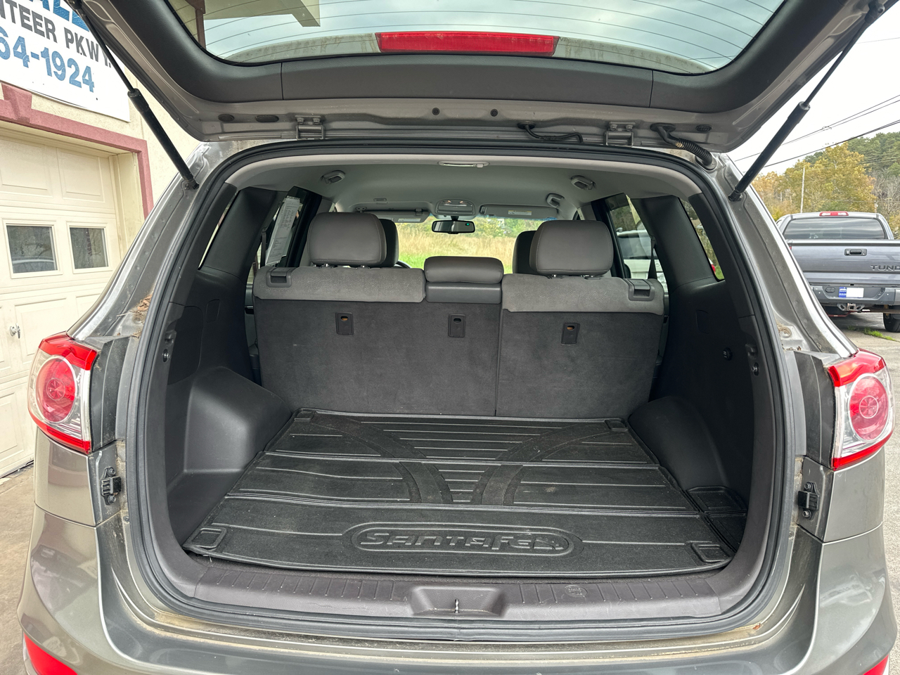 Hyundai Santa Fe SE 3.5 4WD 2011 Hyundai Santa Fe SE 3.5 4WD 2011