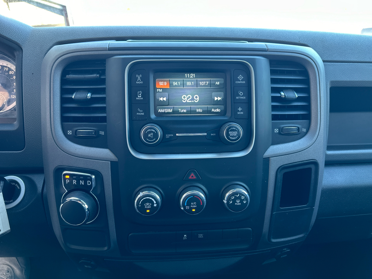 RAM 1500 Tradesman/Express Crew Cab SWB 2WD 2014 RAM 1500 Tradesman/Express Crew Cab SWB 2WD 2014