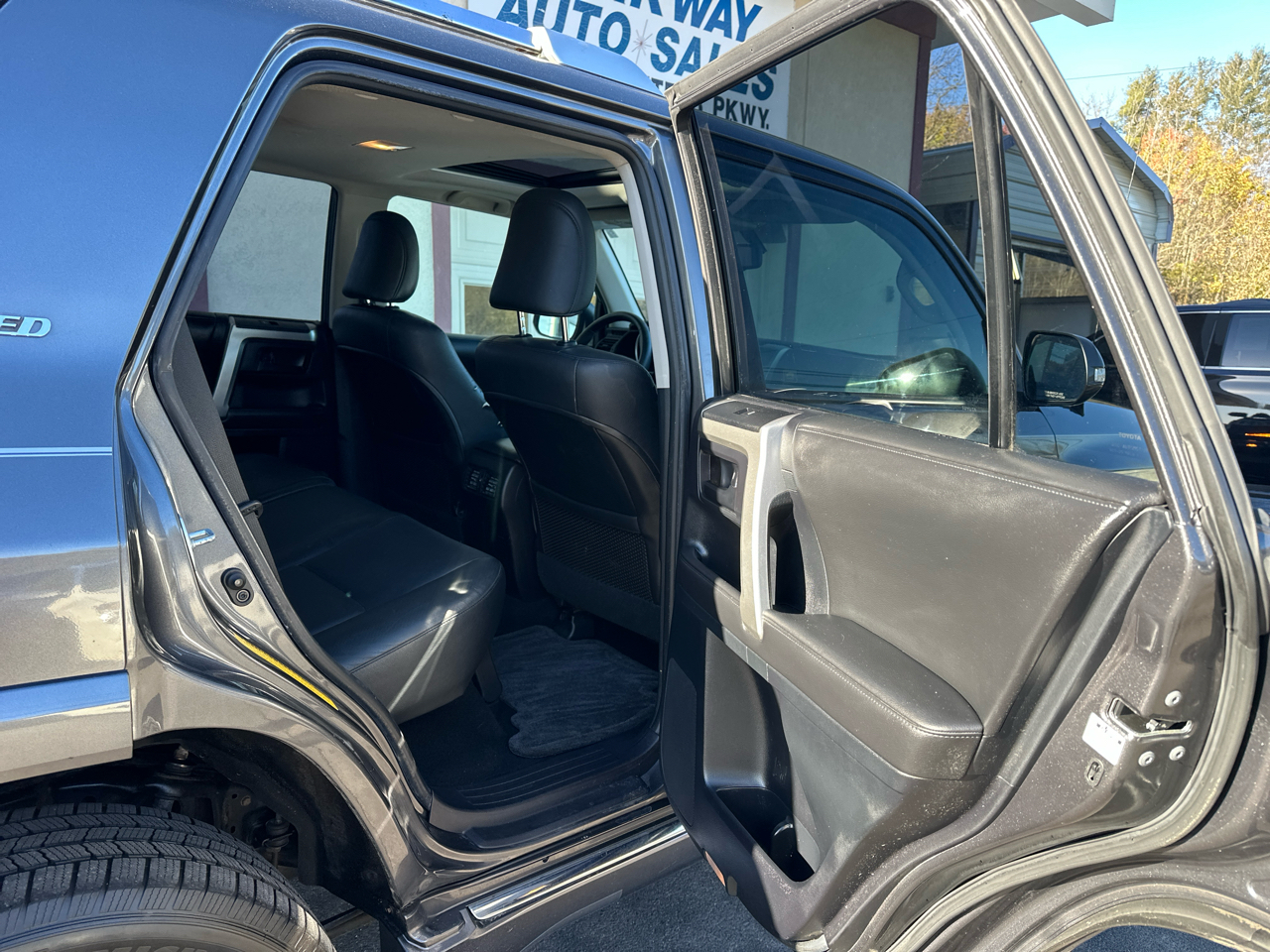 Toyota 4Runner SR5 4WD 2010 Toyota 4Runner SR5 4WD 2010