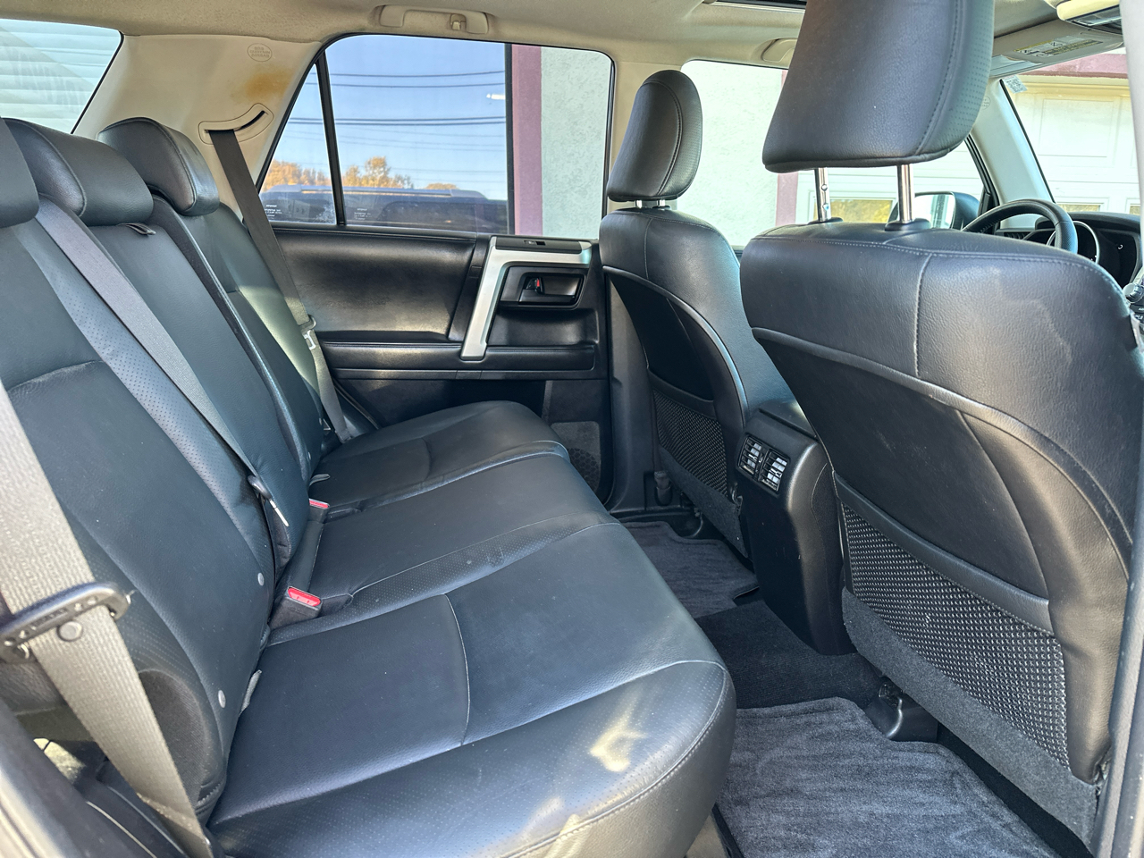 Toyota 4Runner SR5 4WD 2010 Toyota 4Runner SR5 4WD 2010