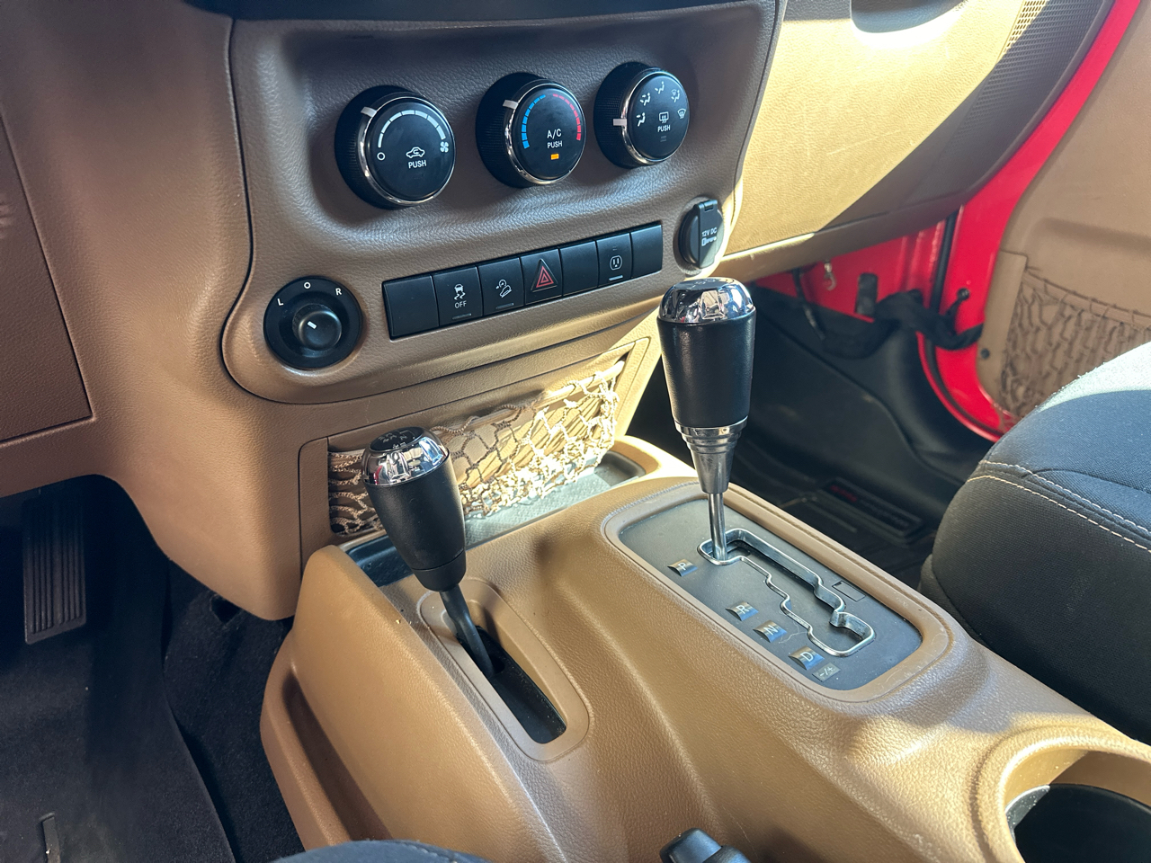 Jeep Wrangler Unlimited Sahara 4WD 2016