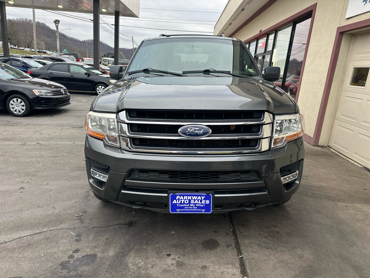 Ford Expedition XLT 4WD 2017