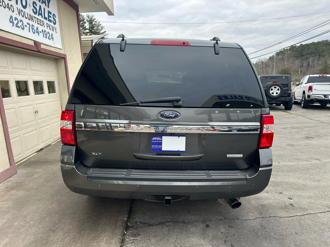 Ford Expedition XLT 4WD 2017