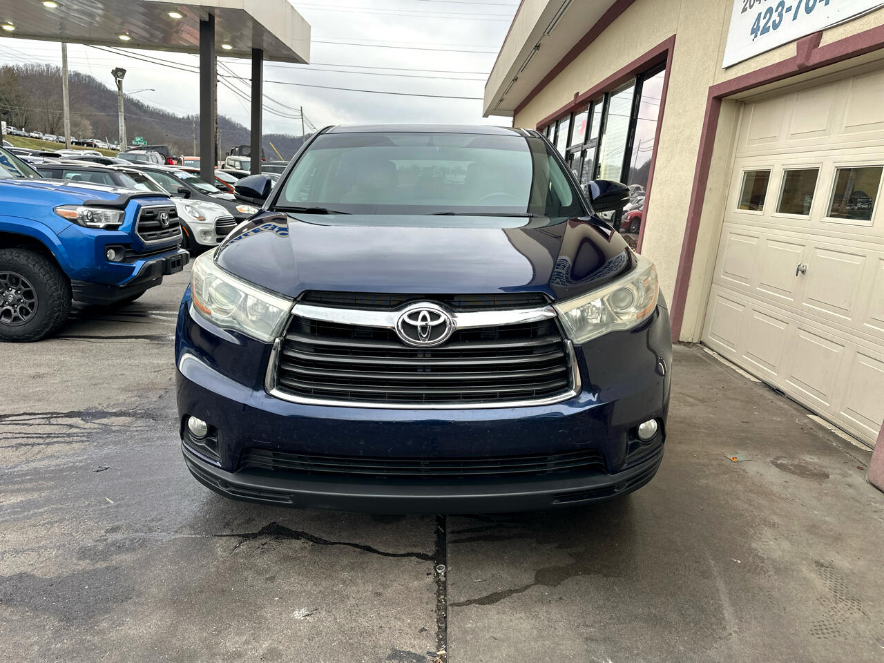 Toyota Highlander LE AWD V6 2015