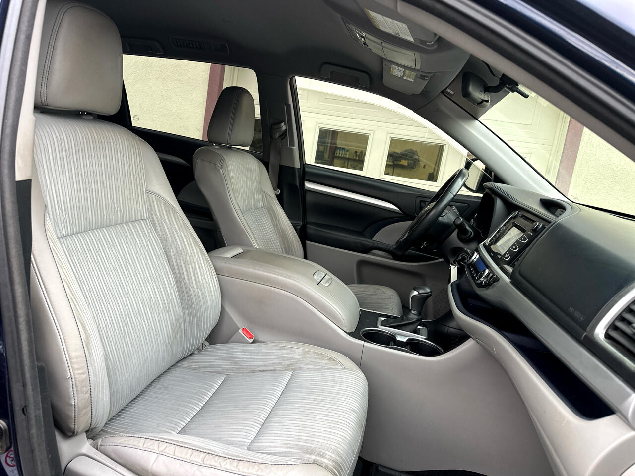 Toyota Highlander LE AWD V6 2015