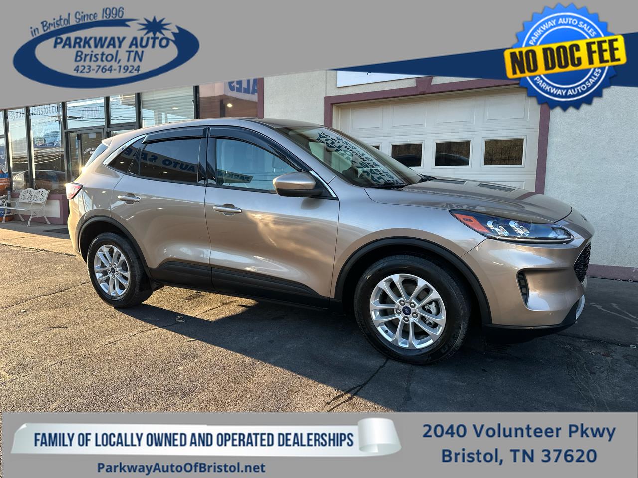 2020 Ford Escape SE's photo