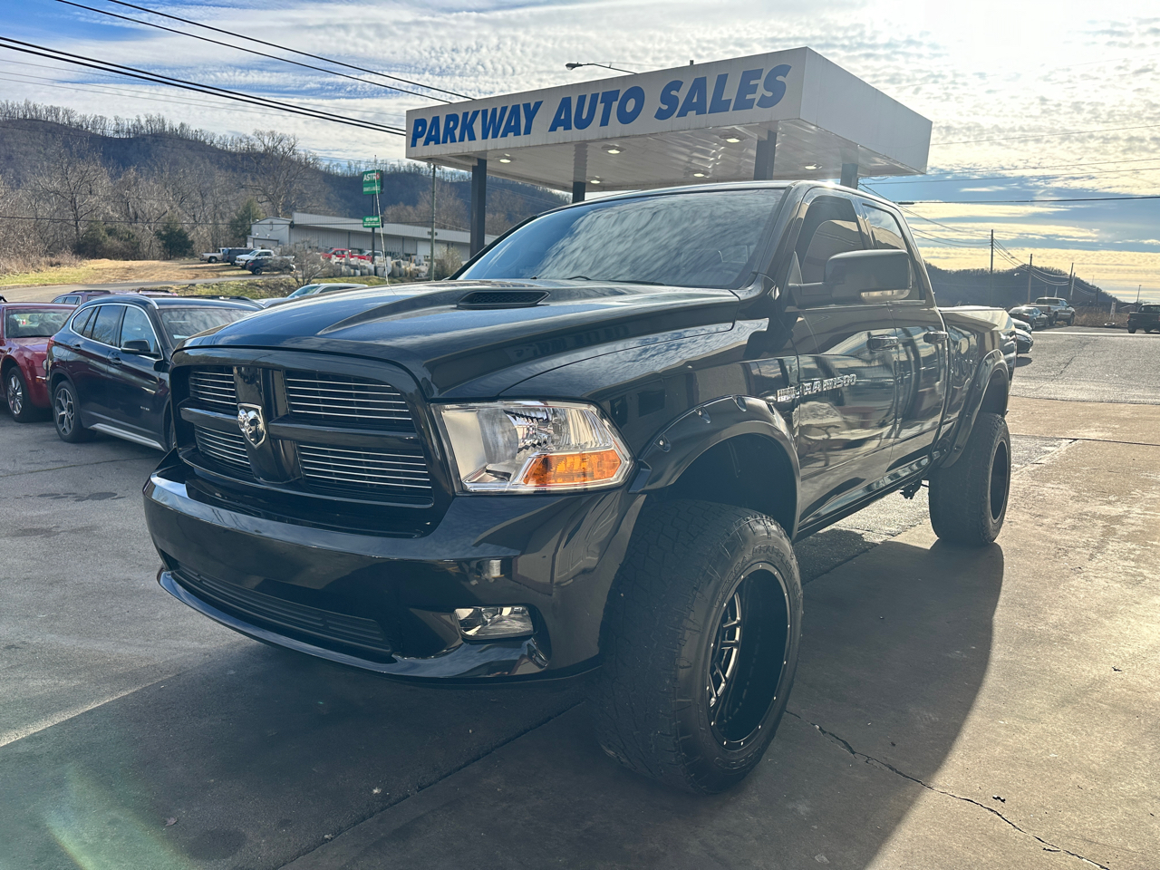 Dodge 1500 SLT Quad Cab 4WD 2011