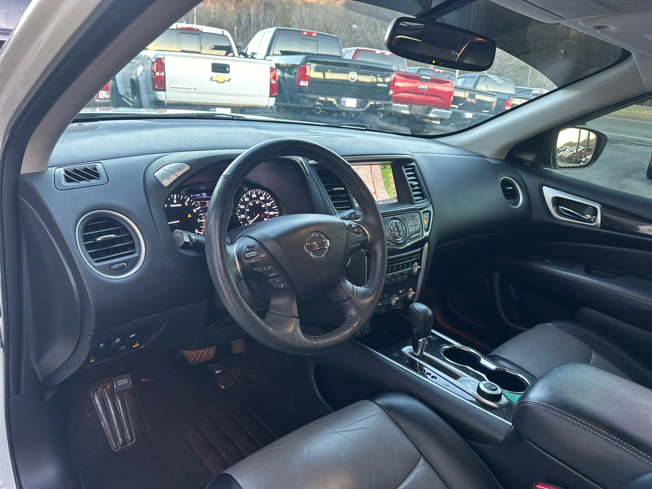 Nissan Pathfinder SL 4WD 2020