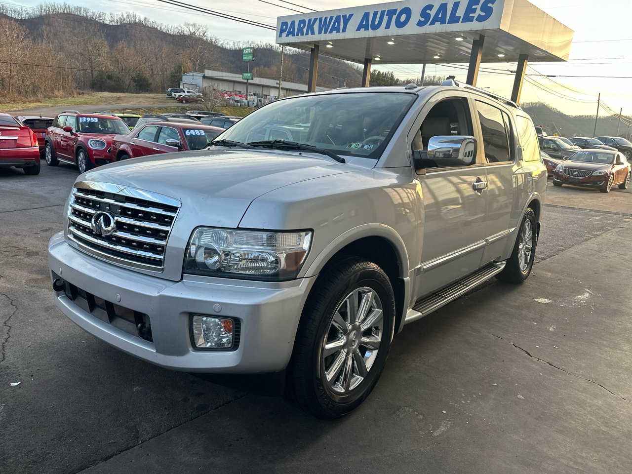 Infiniti QX56 AWD 2010
