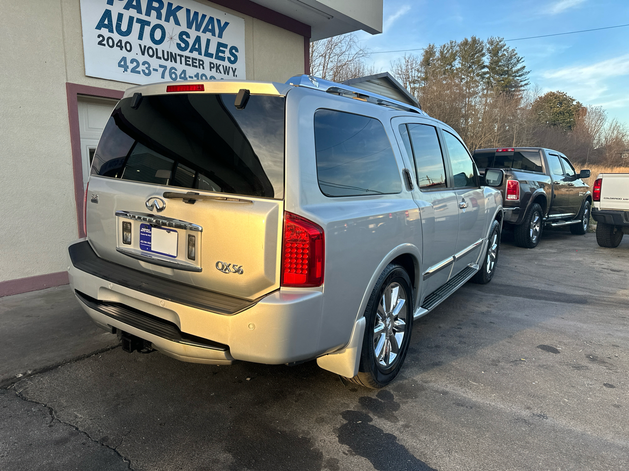 Infiniti QX56 AWD 2010