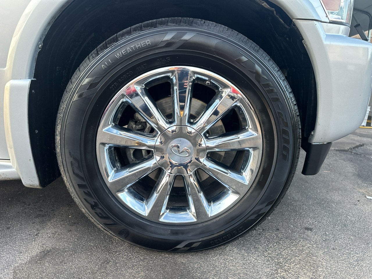 Infiniti QX56 AWD 2010