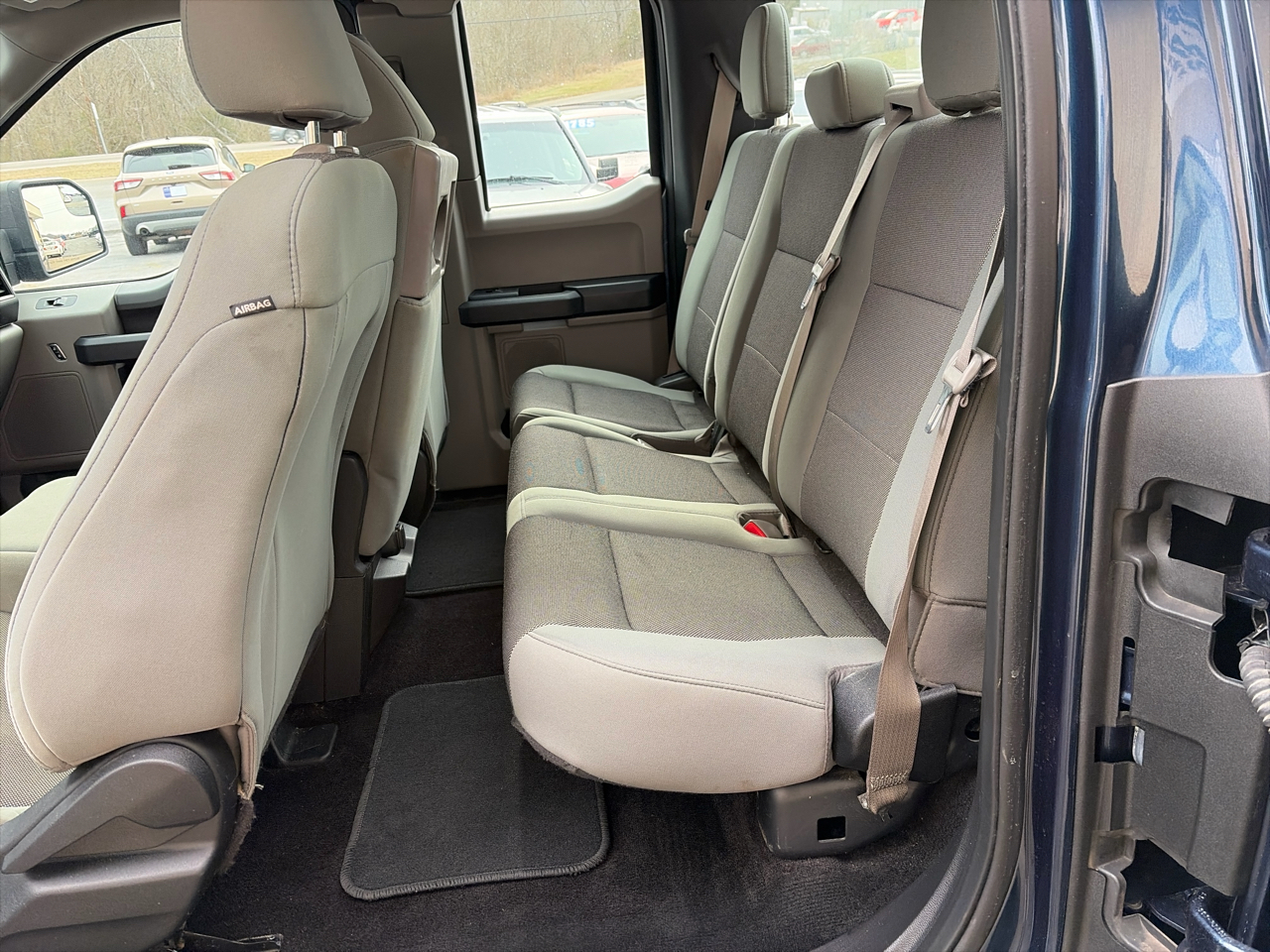 Ford F-150 4WD SuperCab 145" XL 2016