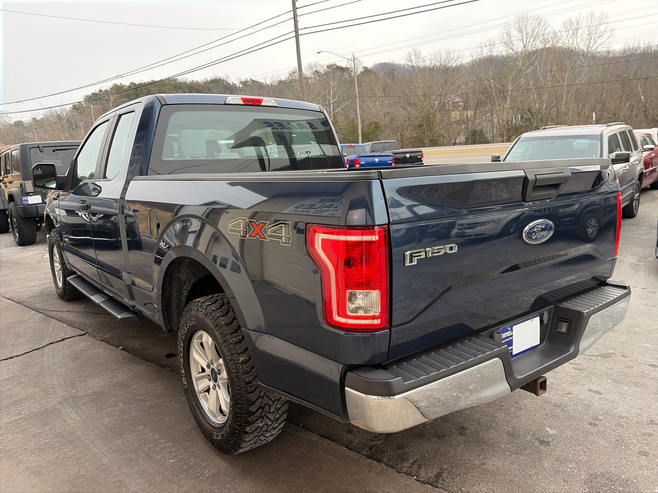Ford F-150 4WD SuperCab 145" XL 2016