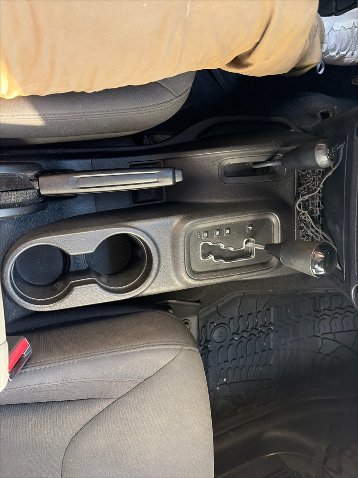 Jeep Wrangler Unlimited Sport 4WD 2015