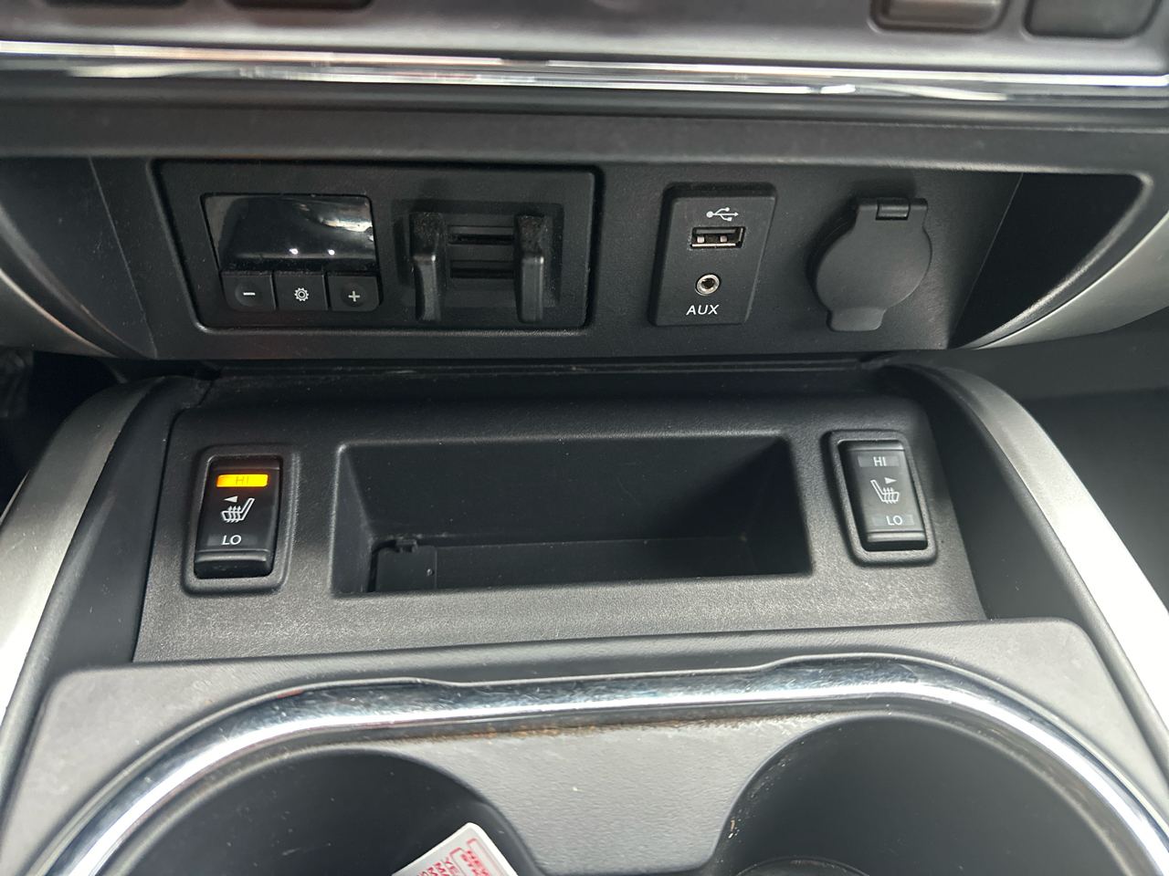 Nissan Titan XD SL 4WD Diesel 2017