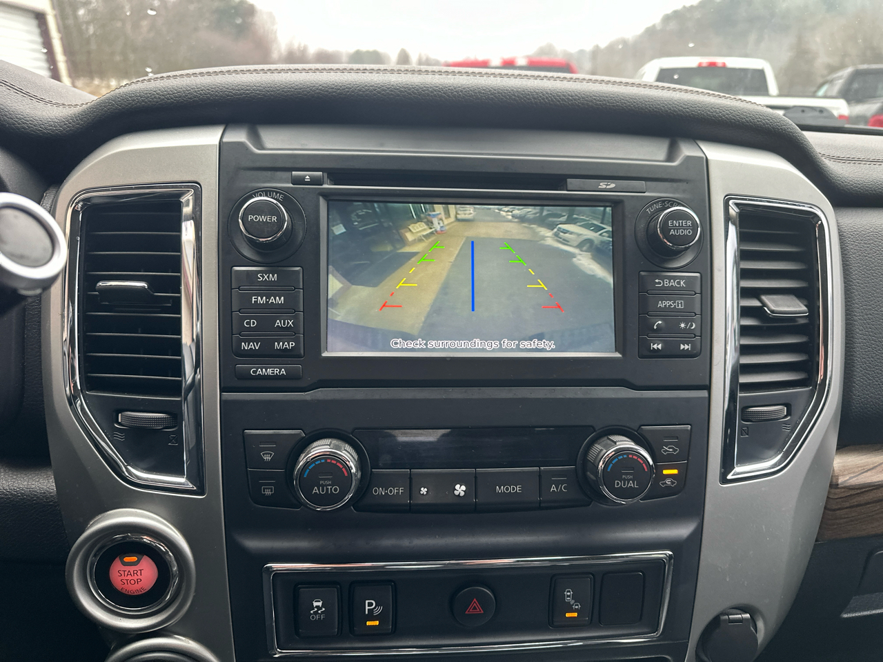 Nissan Titan XD SL 4WD Diesel 2017