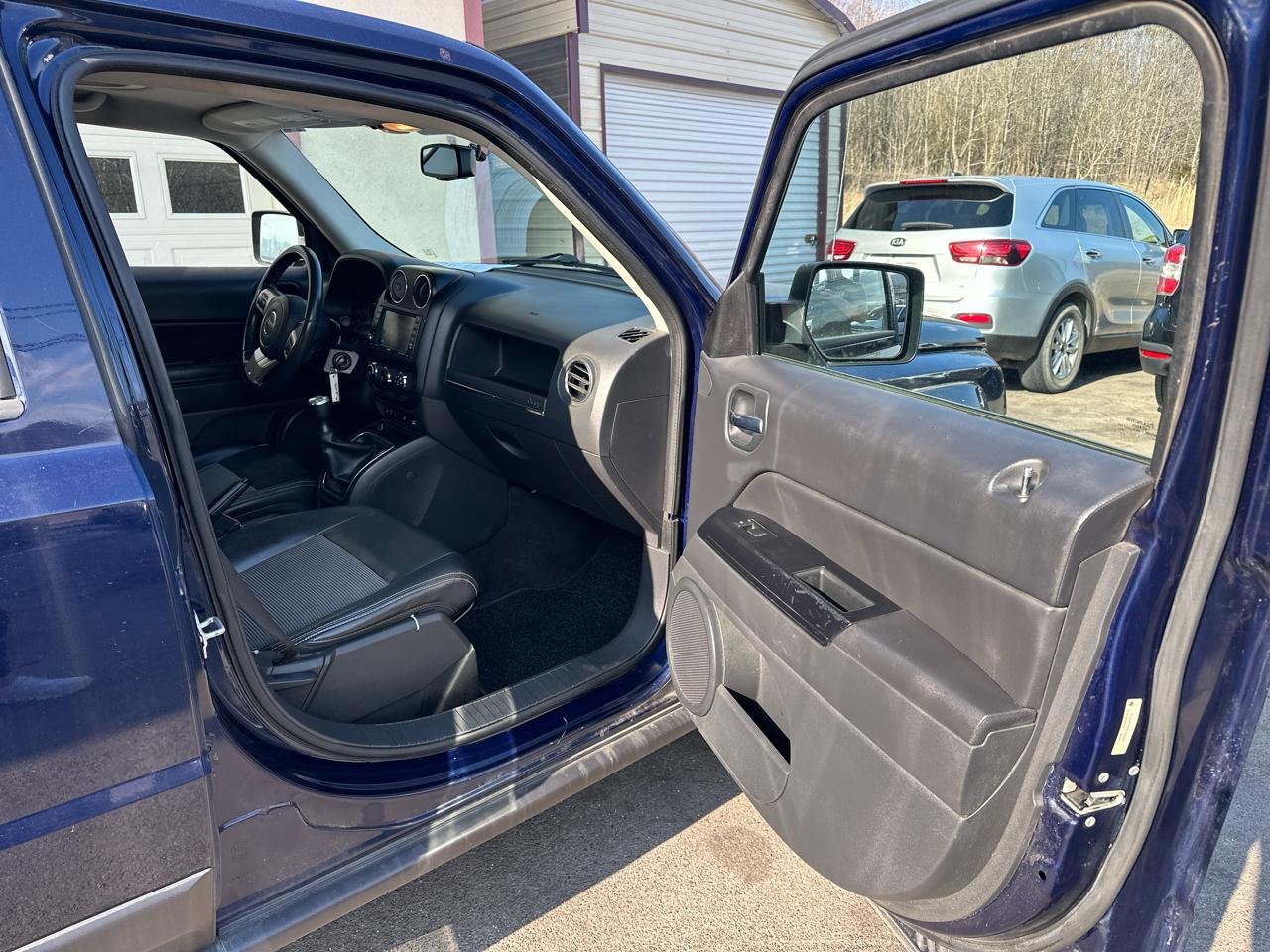 Jeep Patriot Latitude 2WD 2014