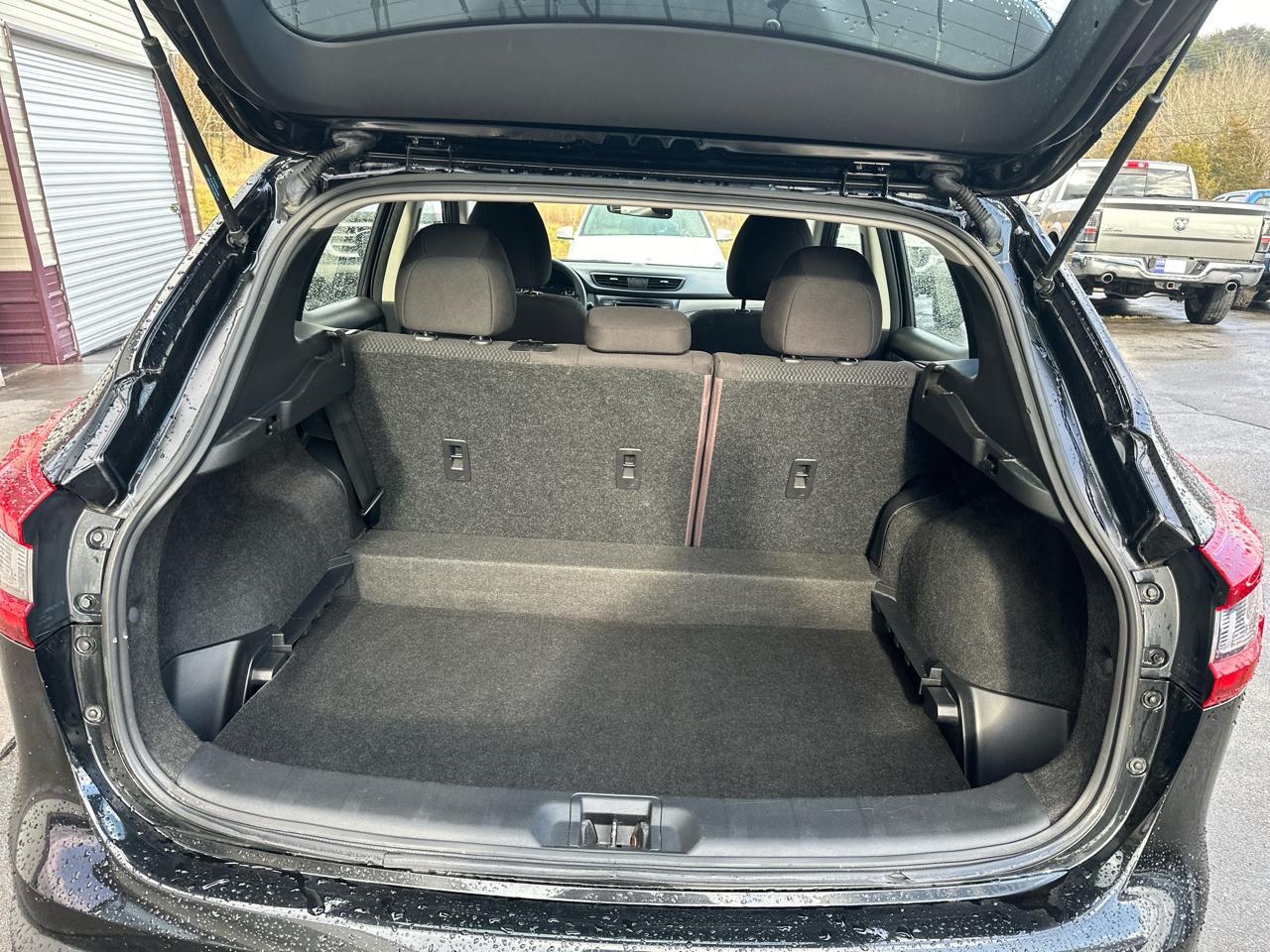 Nissan Rogue Sport S 2020