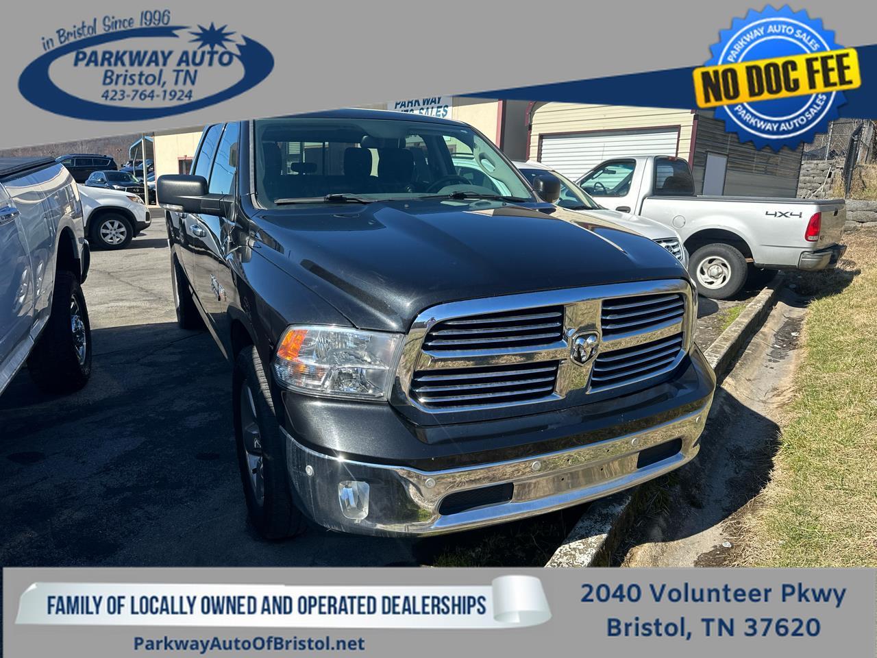 2017 RAM 1500 SLT Crew Cab 4WD
