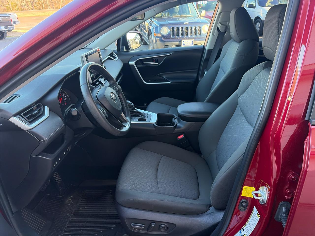 Toyota RAV4 XLE AWD 2022