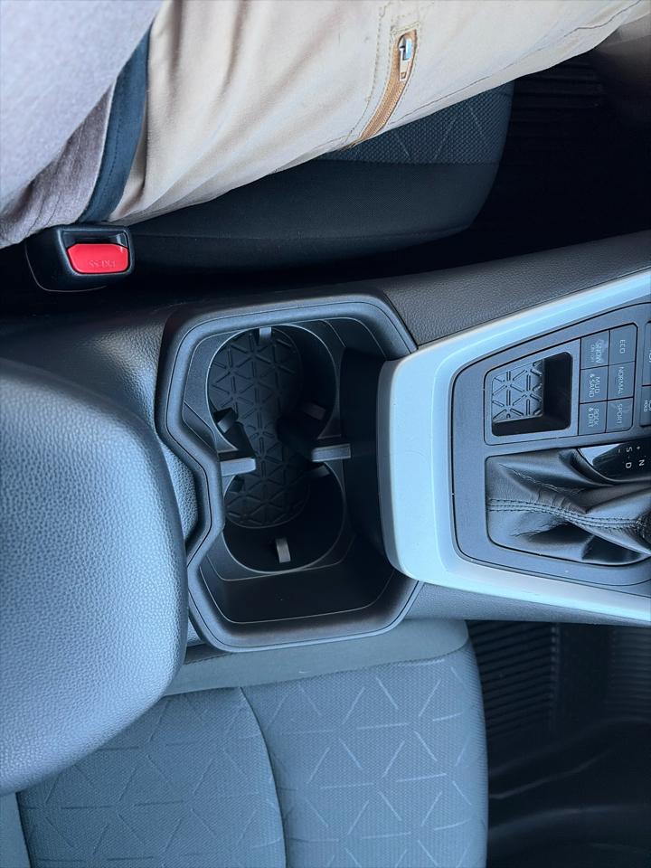 Toyota RAV4 XLE AWD 2022