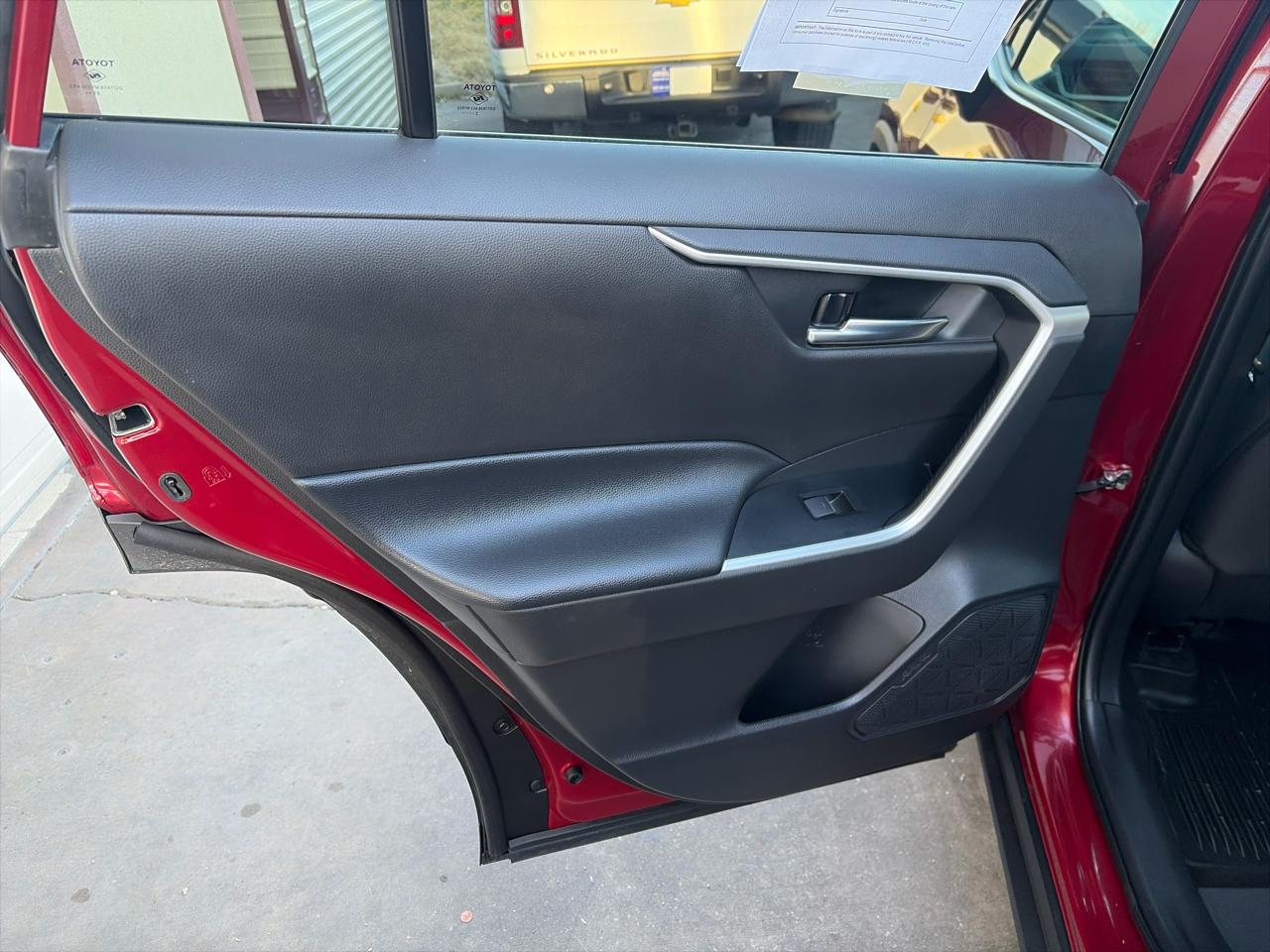 Toyota RAV4 XLE AWD 2022