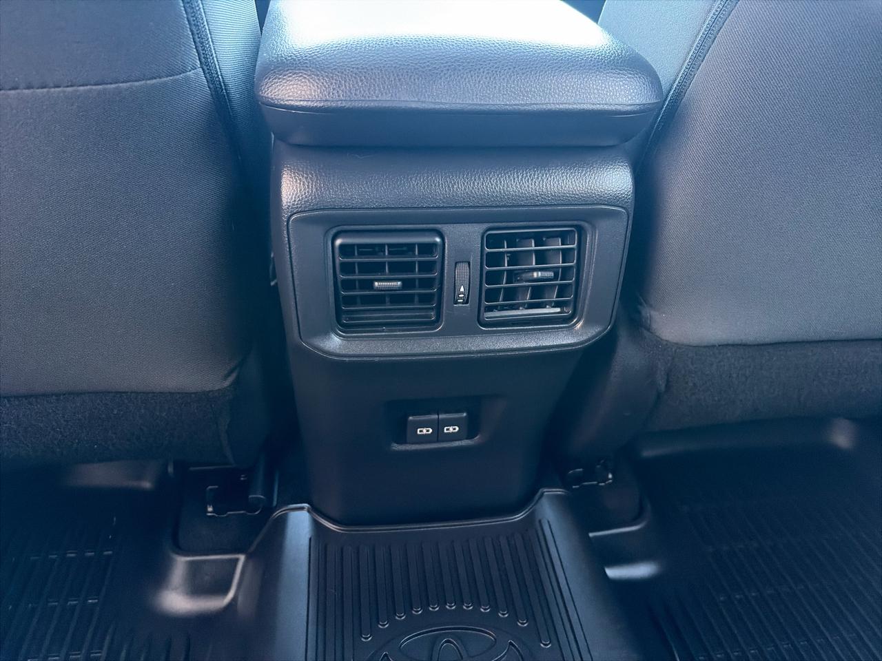 Toyota RAV4 XLE AWD 2022