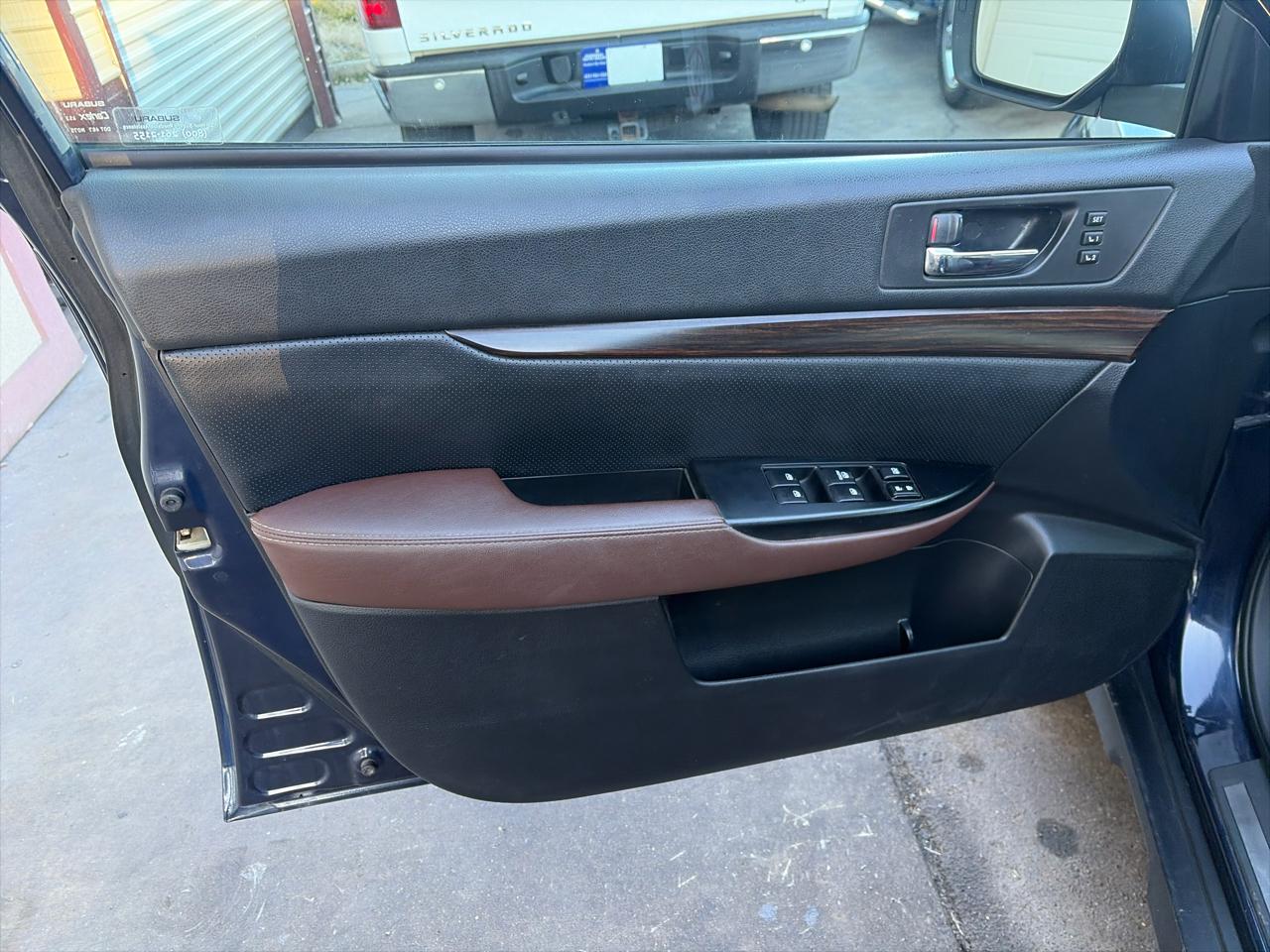 Subaru Outback 3.6R Limited 2014