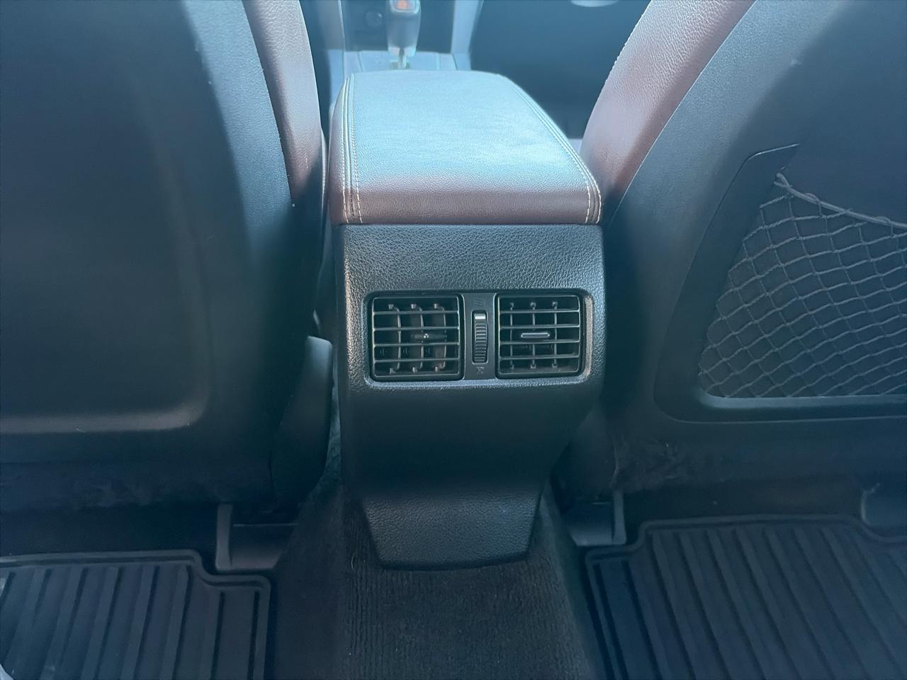 Subaru Outback 3.6R Limited 2014