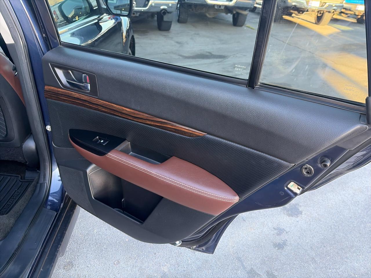 Subaru Outback 3.6R Limited 2014