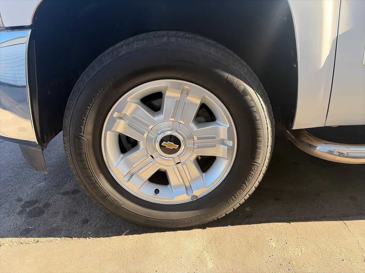 Chevrolet Silverado 1500 LT Crew Cab 4WD 2013