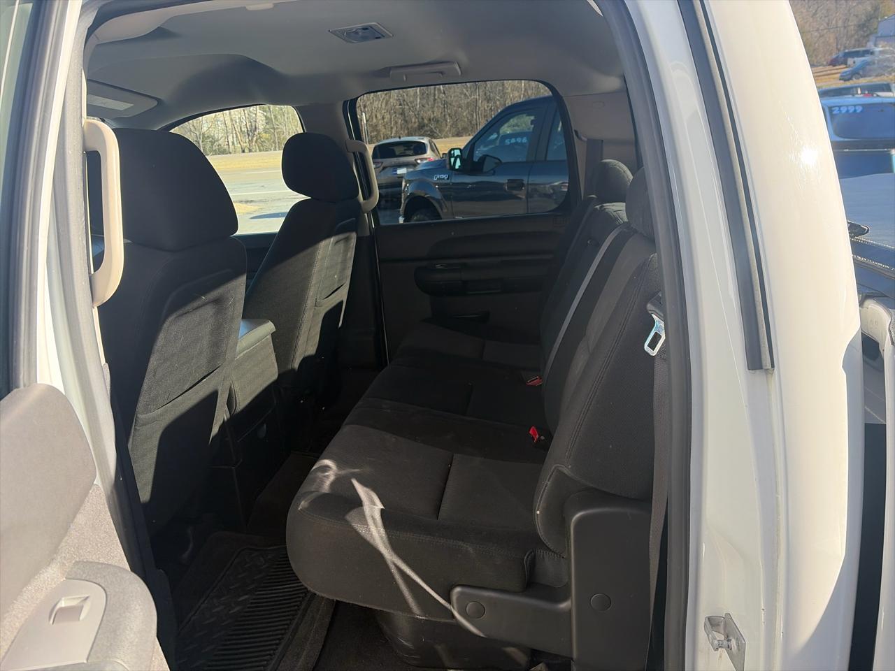 Chevrolet Silverado 1500 LT Crew Cab 4WD 2013