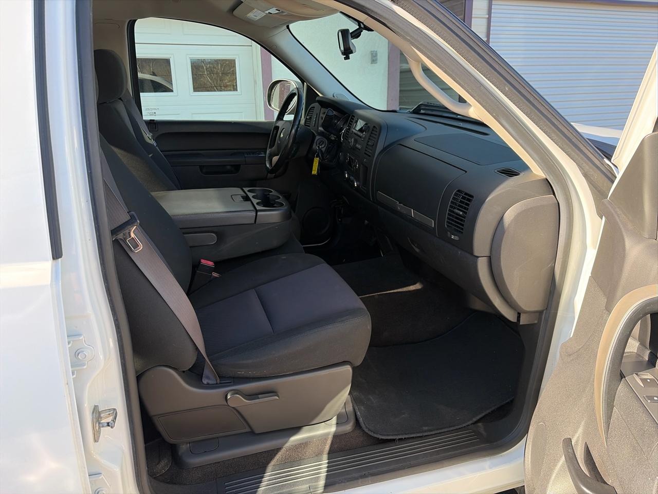 Chevrolet Silverado 1500 LT Crew Cab 4WD 2013