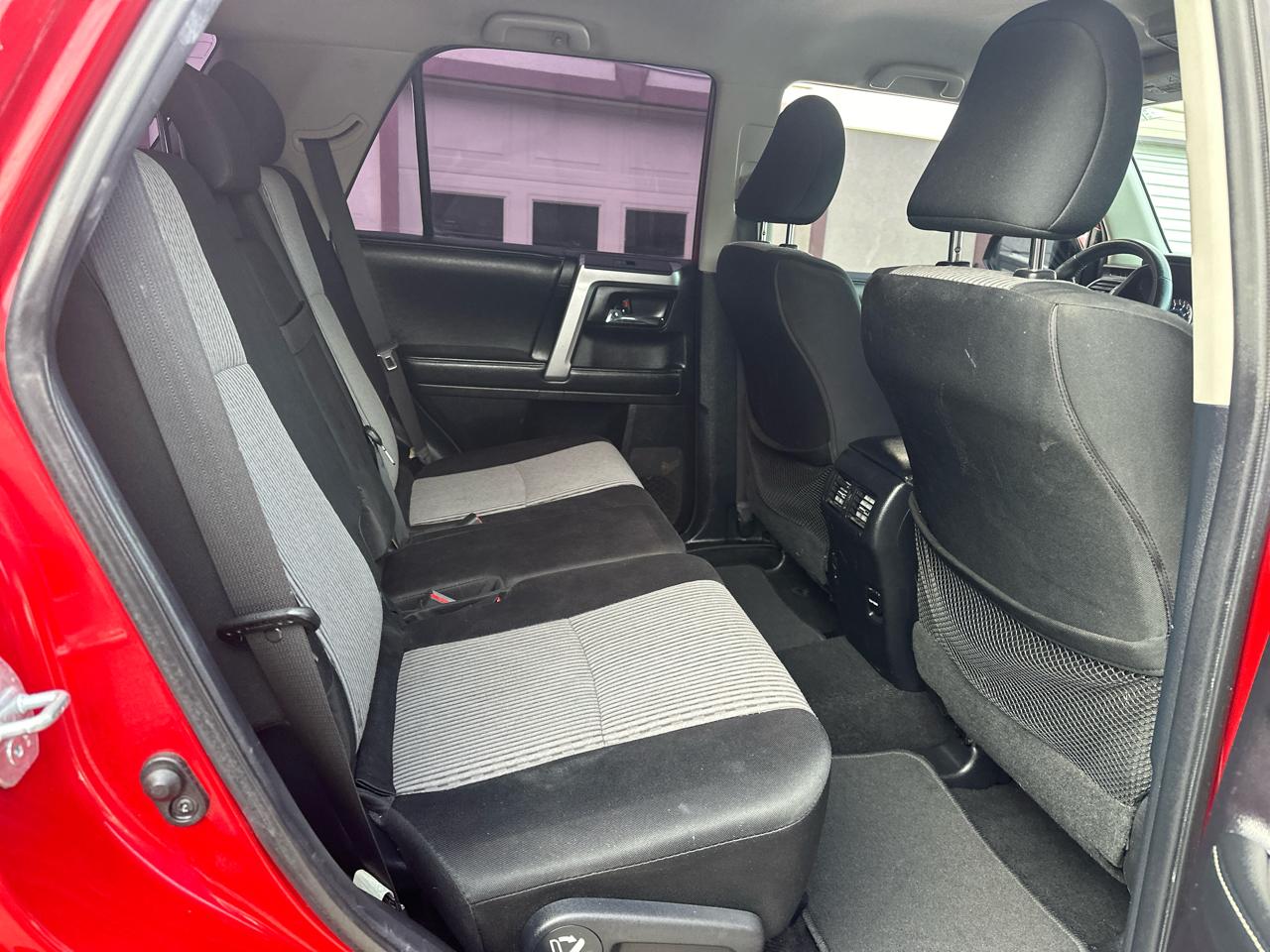 Toyota 4Runner SR5 2WD 2014