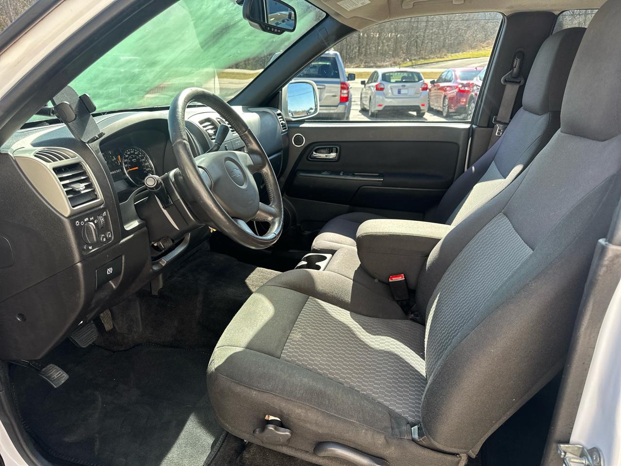 Chevrolet Colorado 2LT Crew Cab 2WD 2011