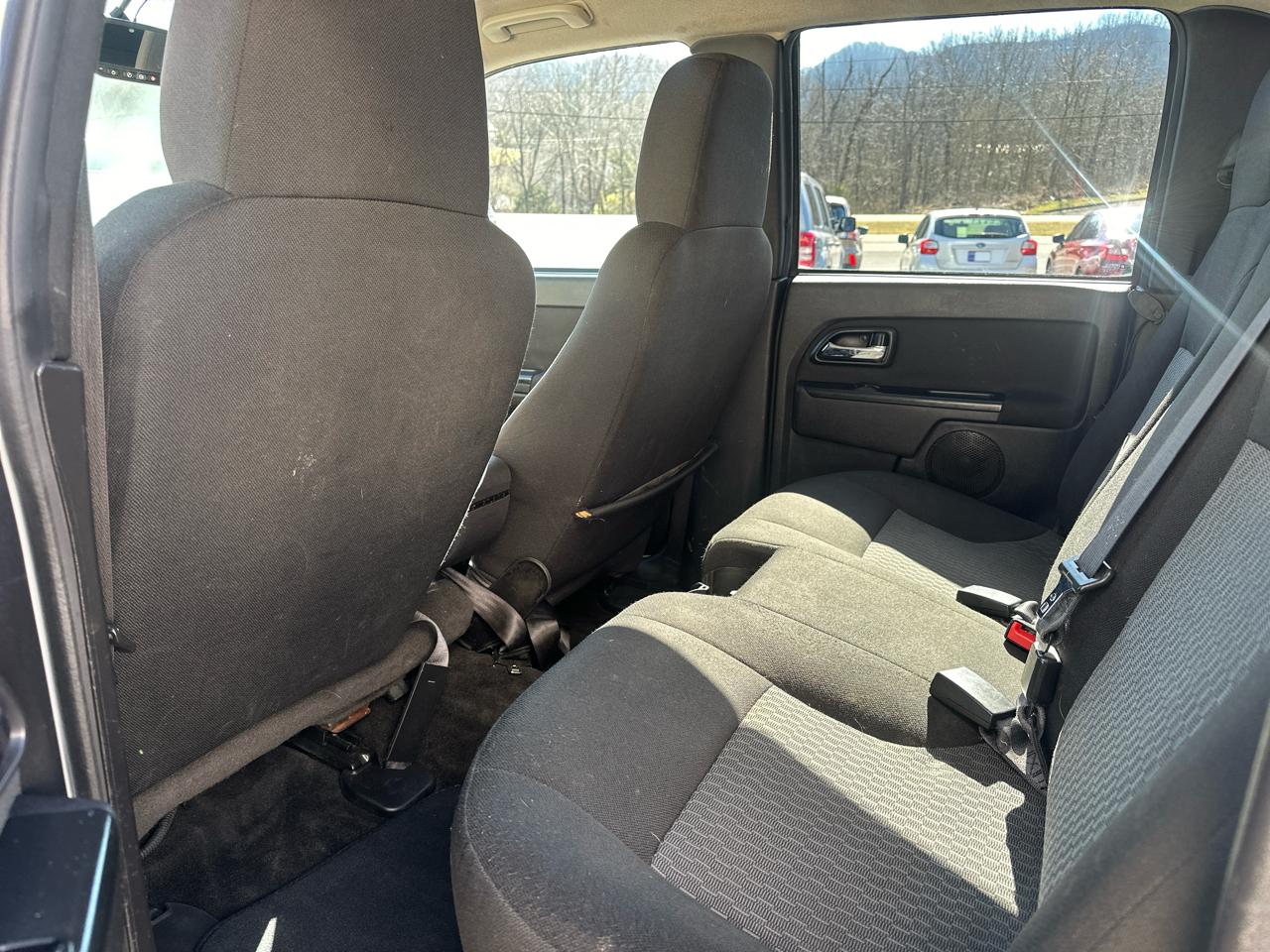 Chevrolet Colorado 2LT Crew Cab 2WD 2011