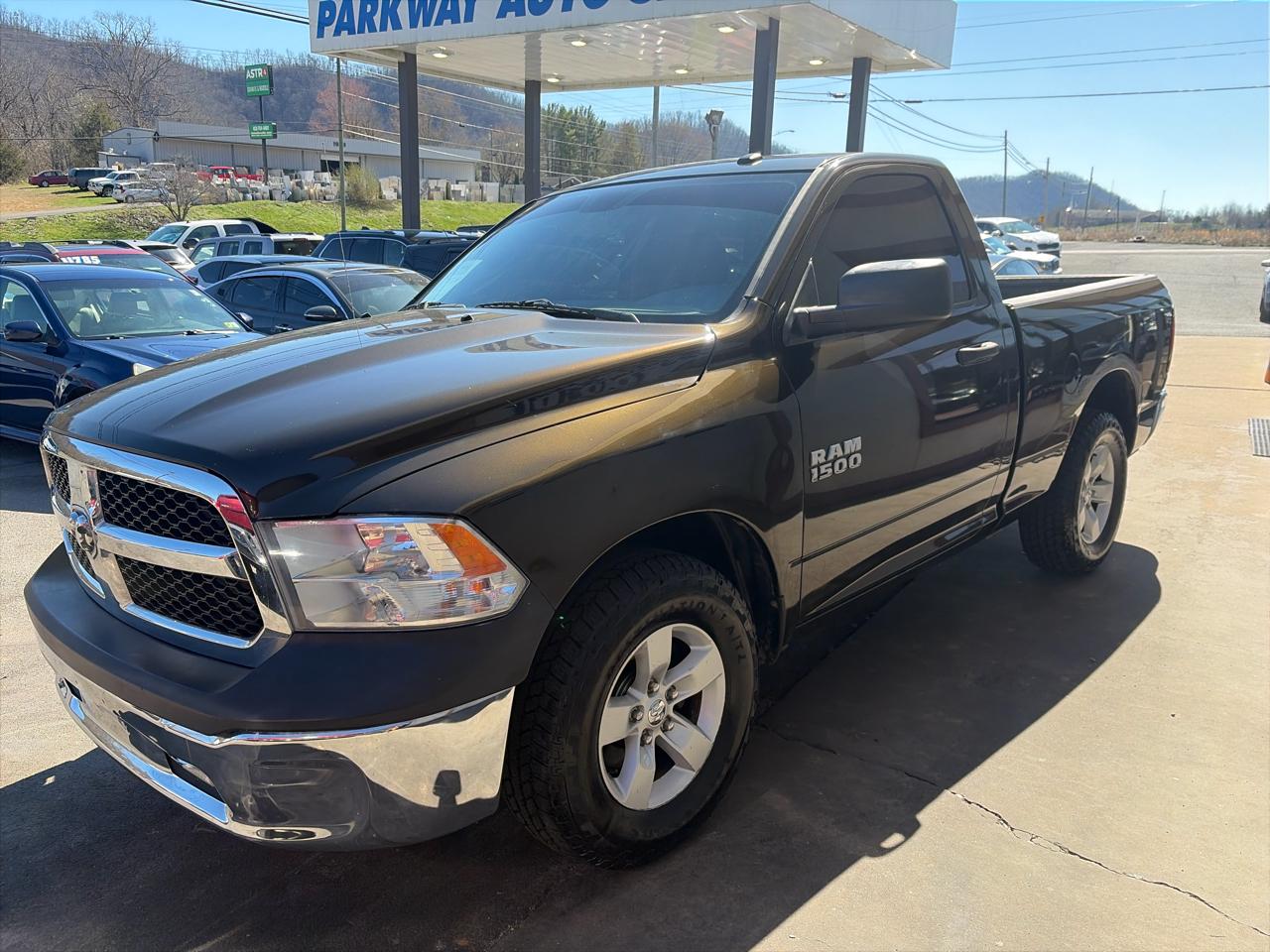 RAM 1500 Tradesman Regular Cab SWB 2WD 2013