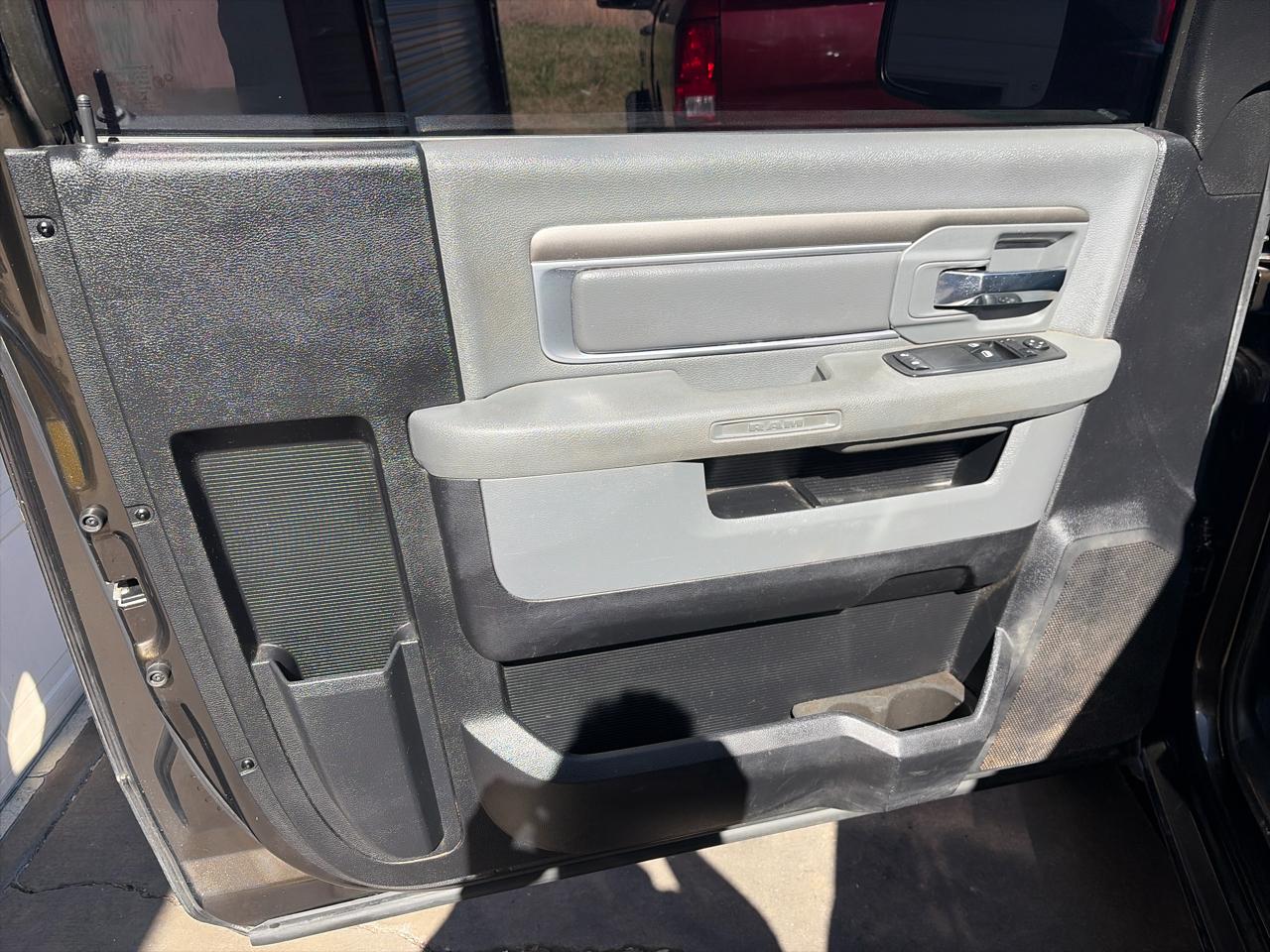 RAM 1500 Tradesman Regular Cab SWB 2WD 2013