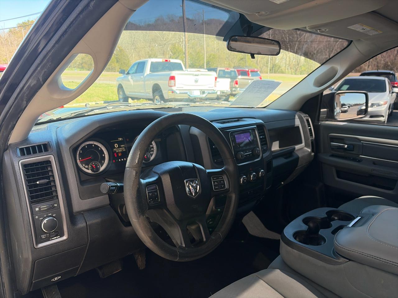 RAM 1500 Tradesman Regular Cab SWB 2WD 2013