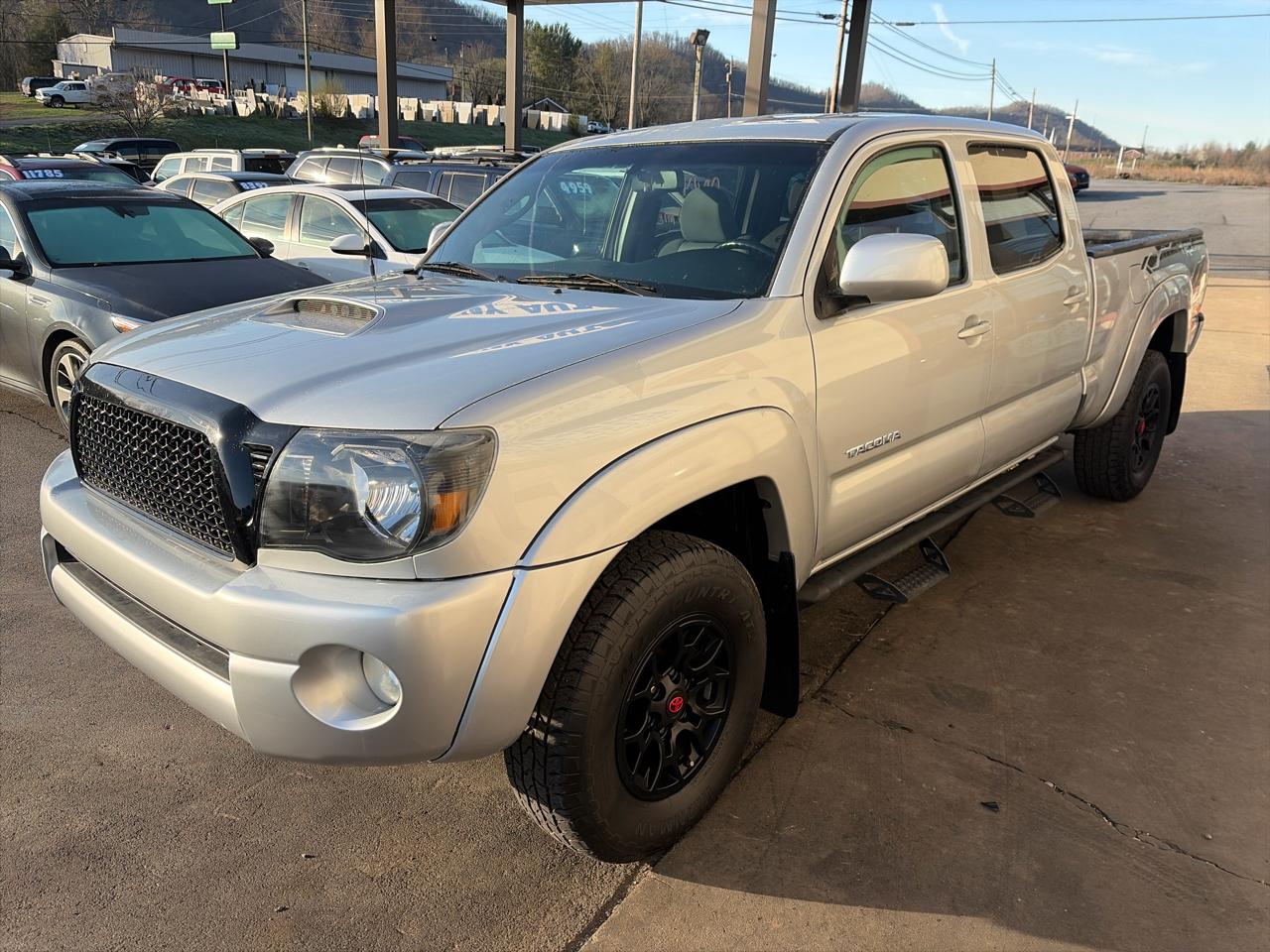 Toyota Tacoma Double Cab Long Bed V6 Auto 4WD 2010