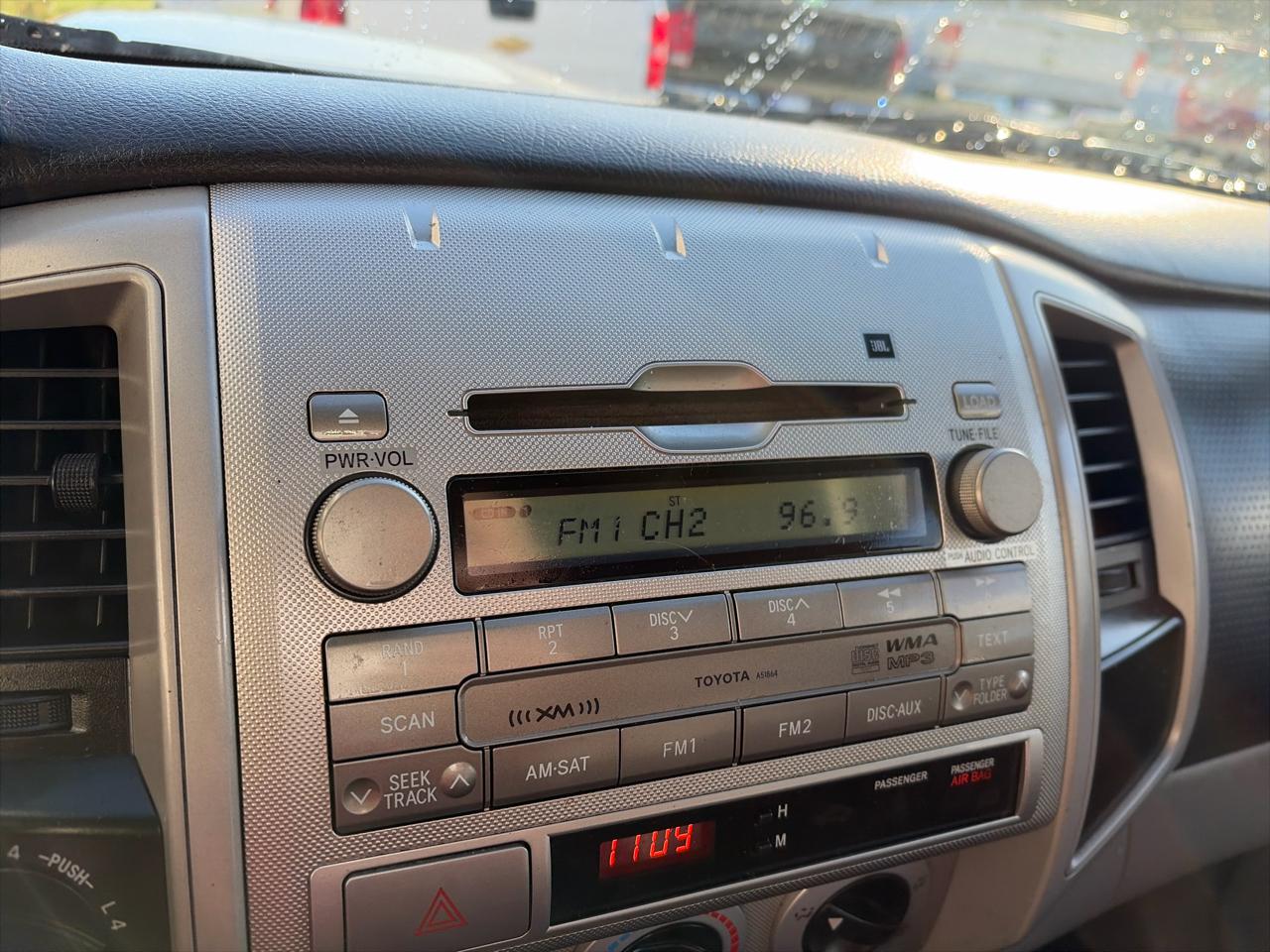 Toyota Tacoma Double Cab Long Bed V6 Auto 4WD 2010