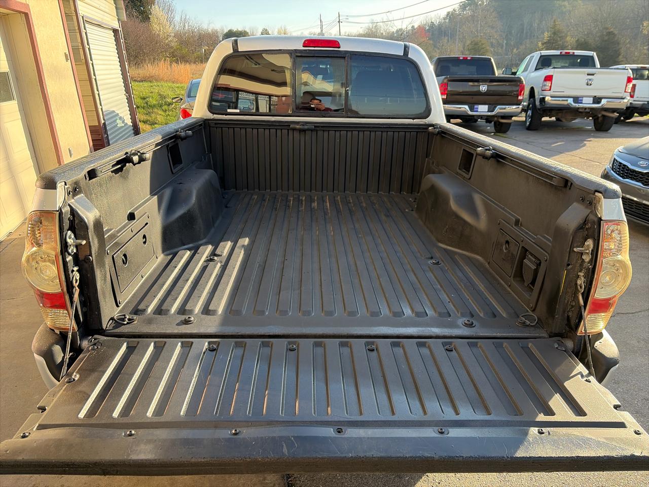 Toyota Tacoma Double Cab Long Bed V6 Auto 4WD 2010