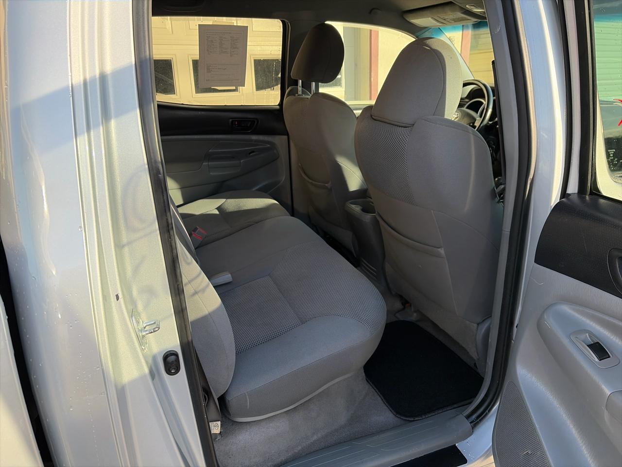 Toyota Tacoma Double Cab Long Bed V6 Auto 4WD 2010