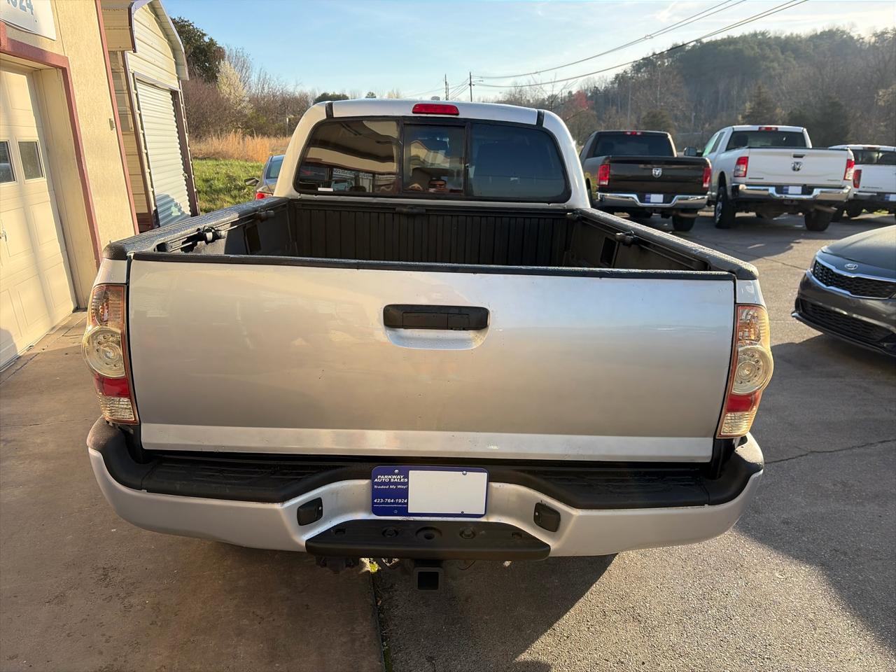 Toyota Tacoma Double Cab Long Bed V6 Auto 4WD 2010