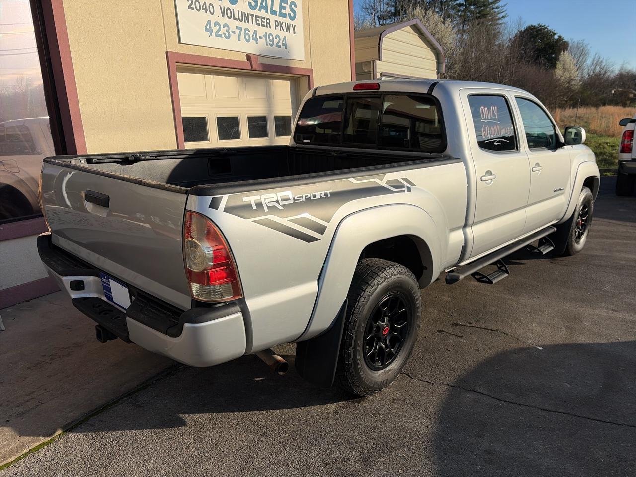 Toyota Tacoma Double Cab Long Bed V6 Auto 4WD 2010