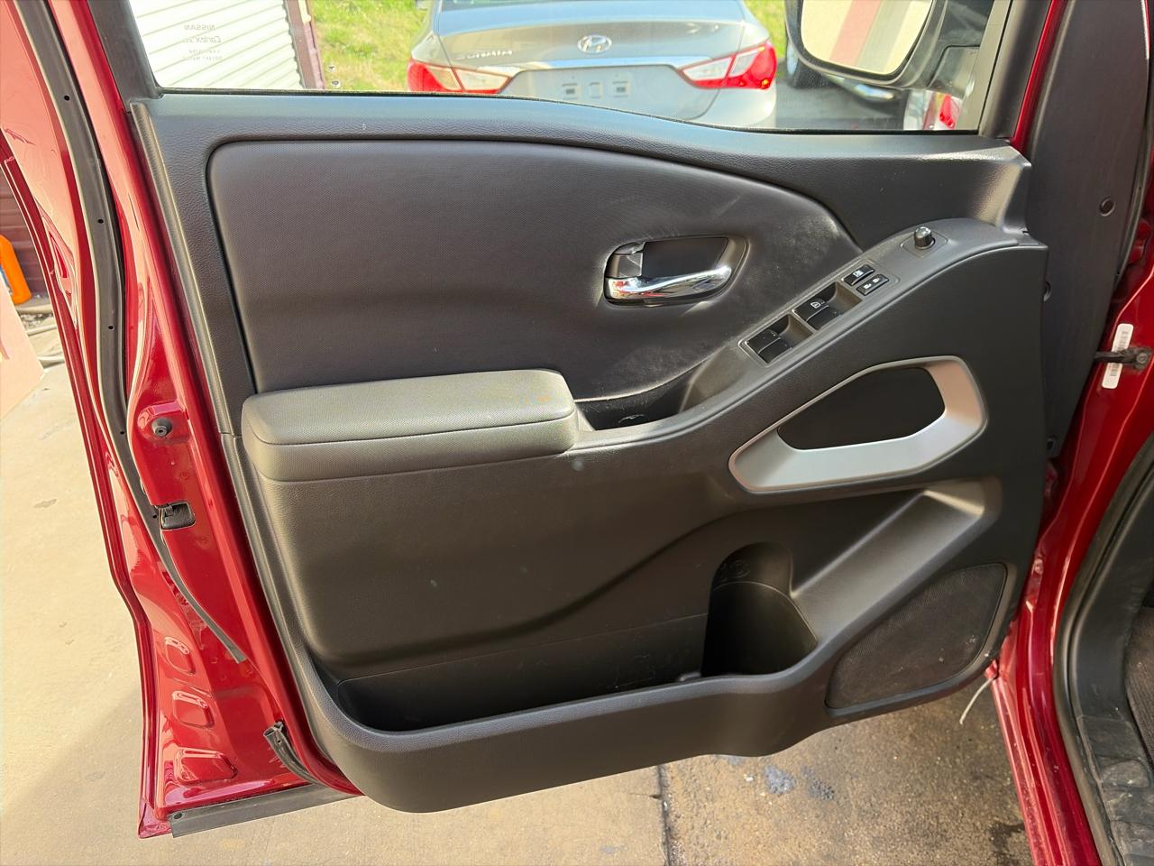 Nissan Frontier 4WD Crew Cab SWB Auto SV 2022