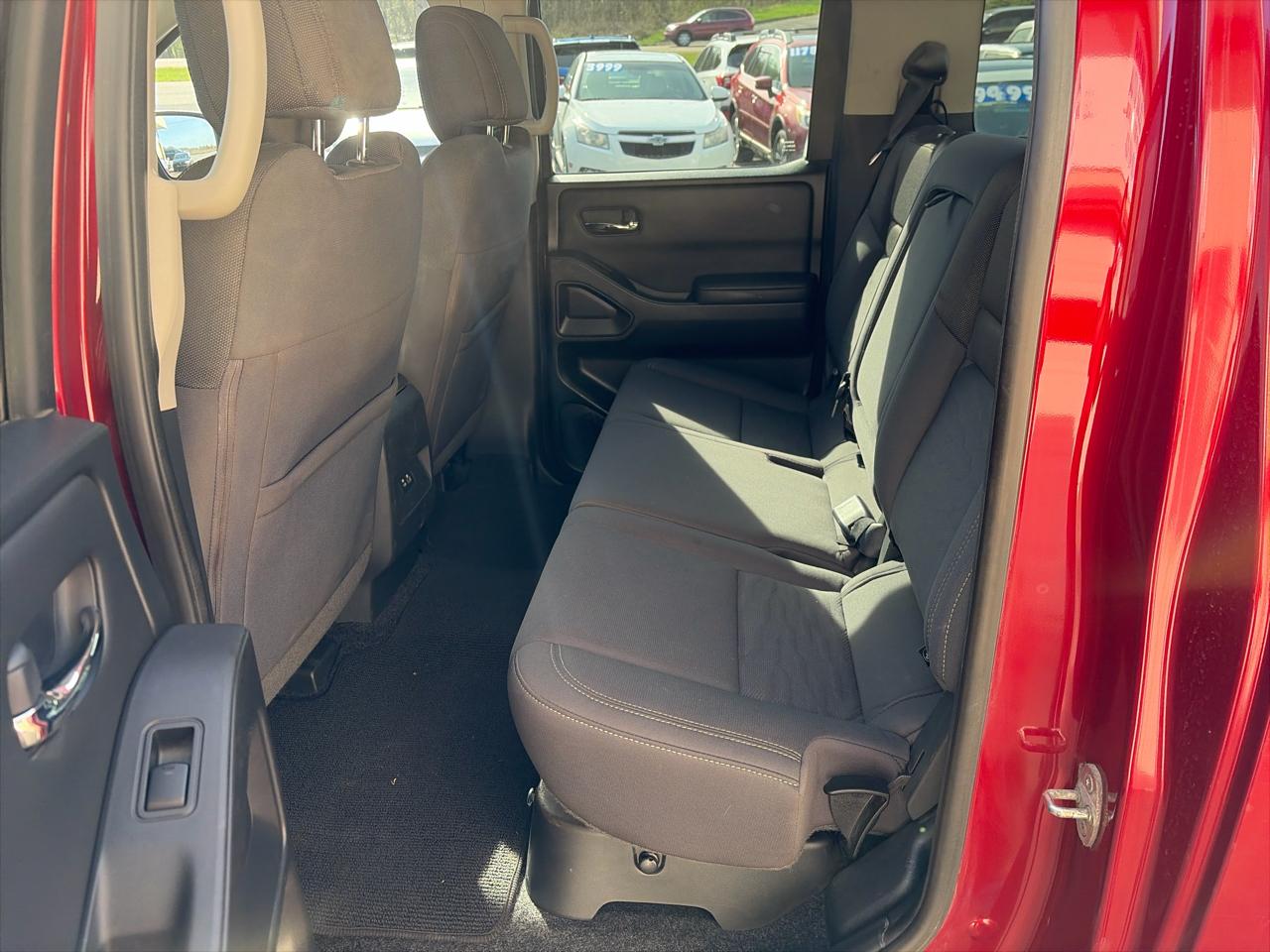 Nissan Frontier 4WD Crew Cab SWB Auto SV 2022