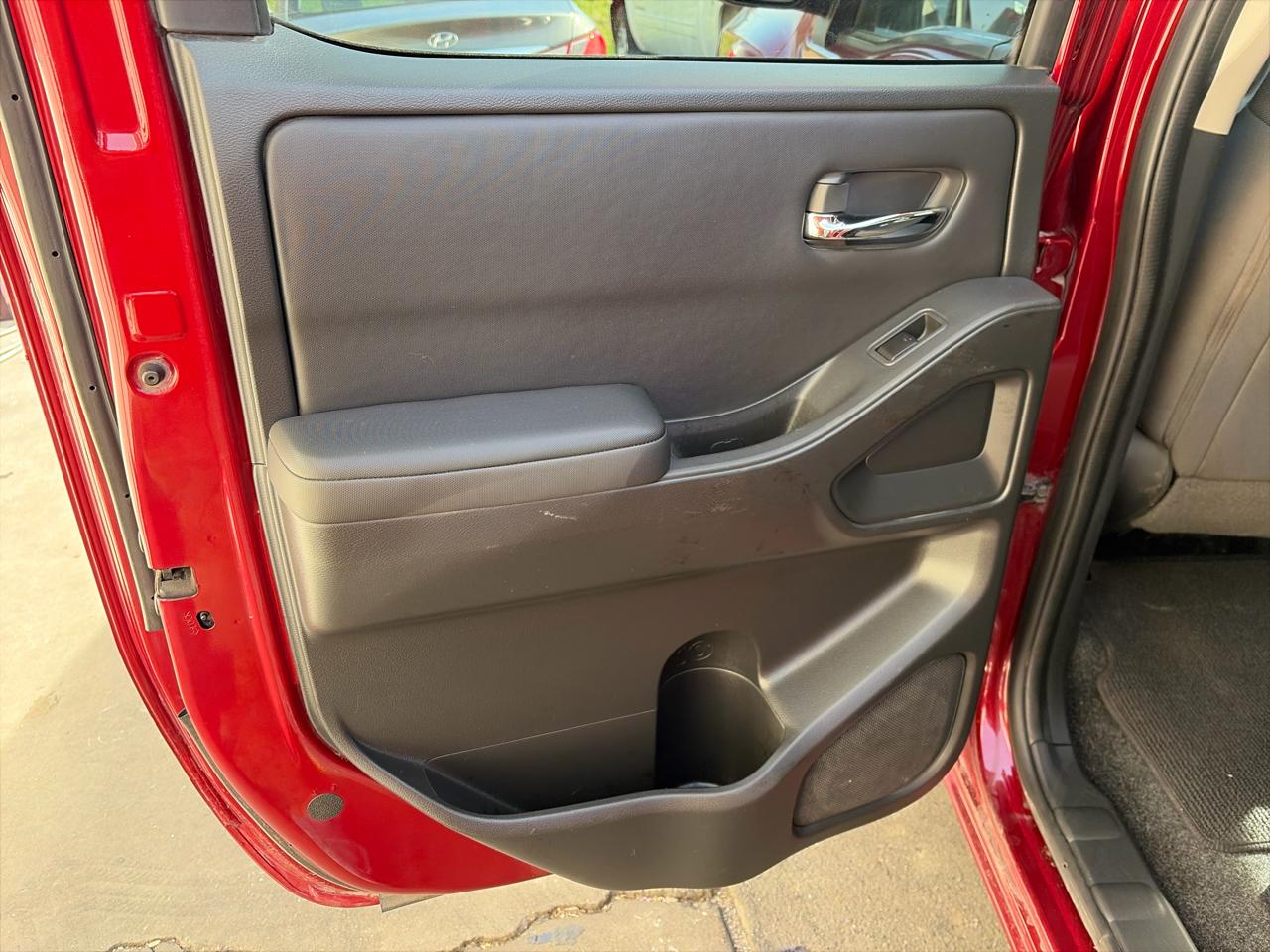 Nissan Frontier 4WD Crew Cab SWB Auto SV 2022