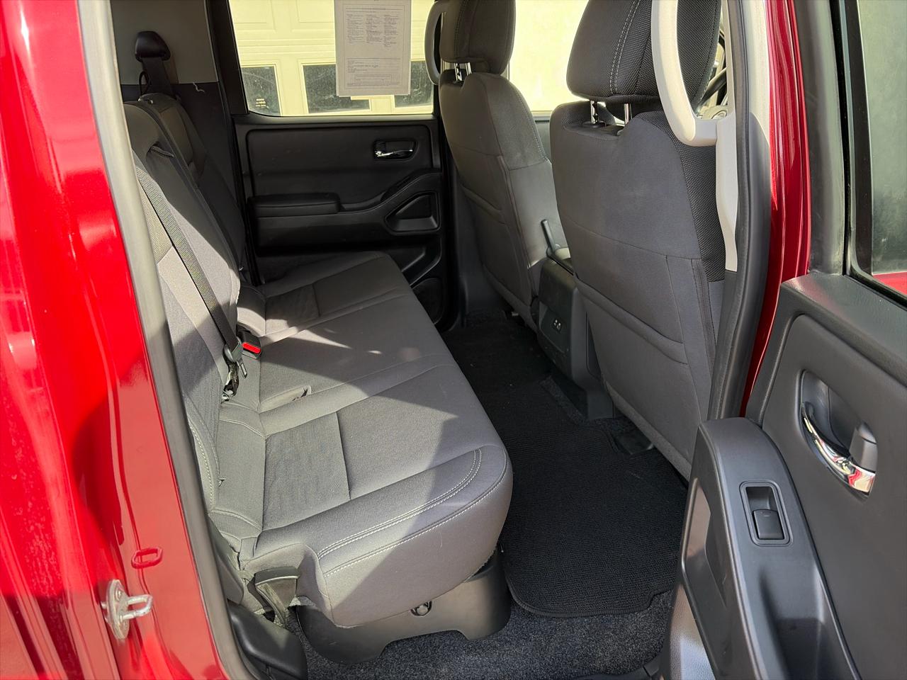 Nissan Frontier 4WD Crew Cab SWB Auto SV 2022