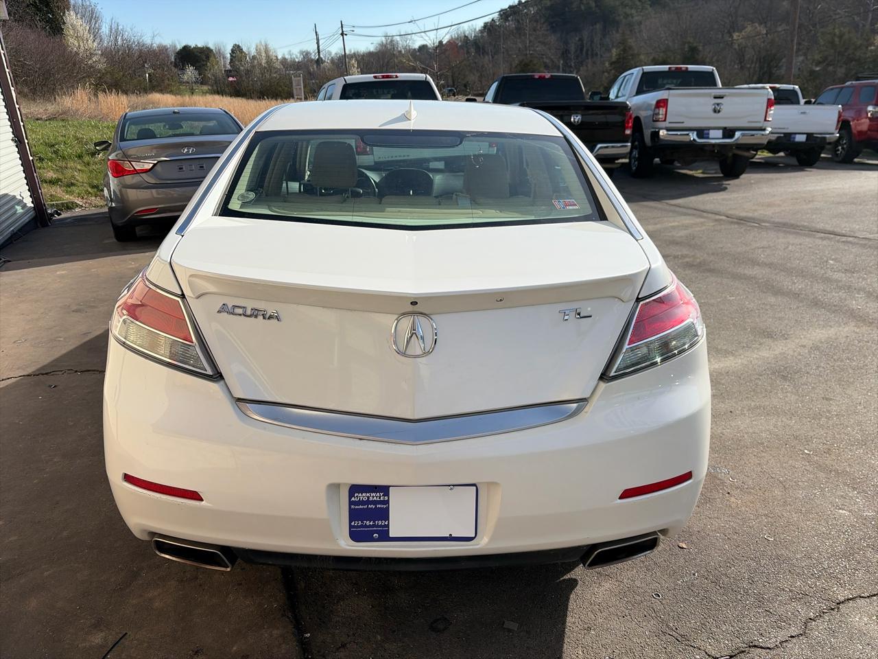 Acura TL 6-Speed AT with Tech Package and 18-In. WP 2012